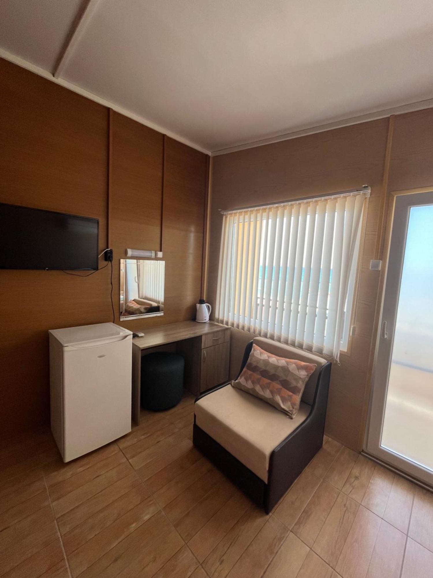Family Hotel Globus غولدن ساندز المظهر الخارجي الصورة